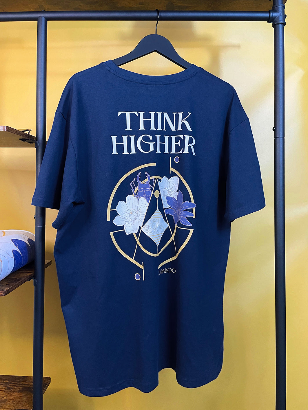 Tee-Shirt  "Think Higher"