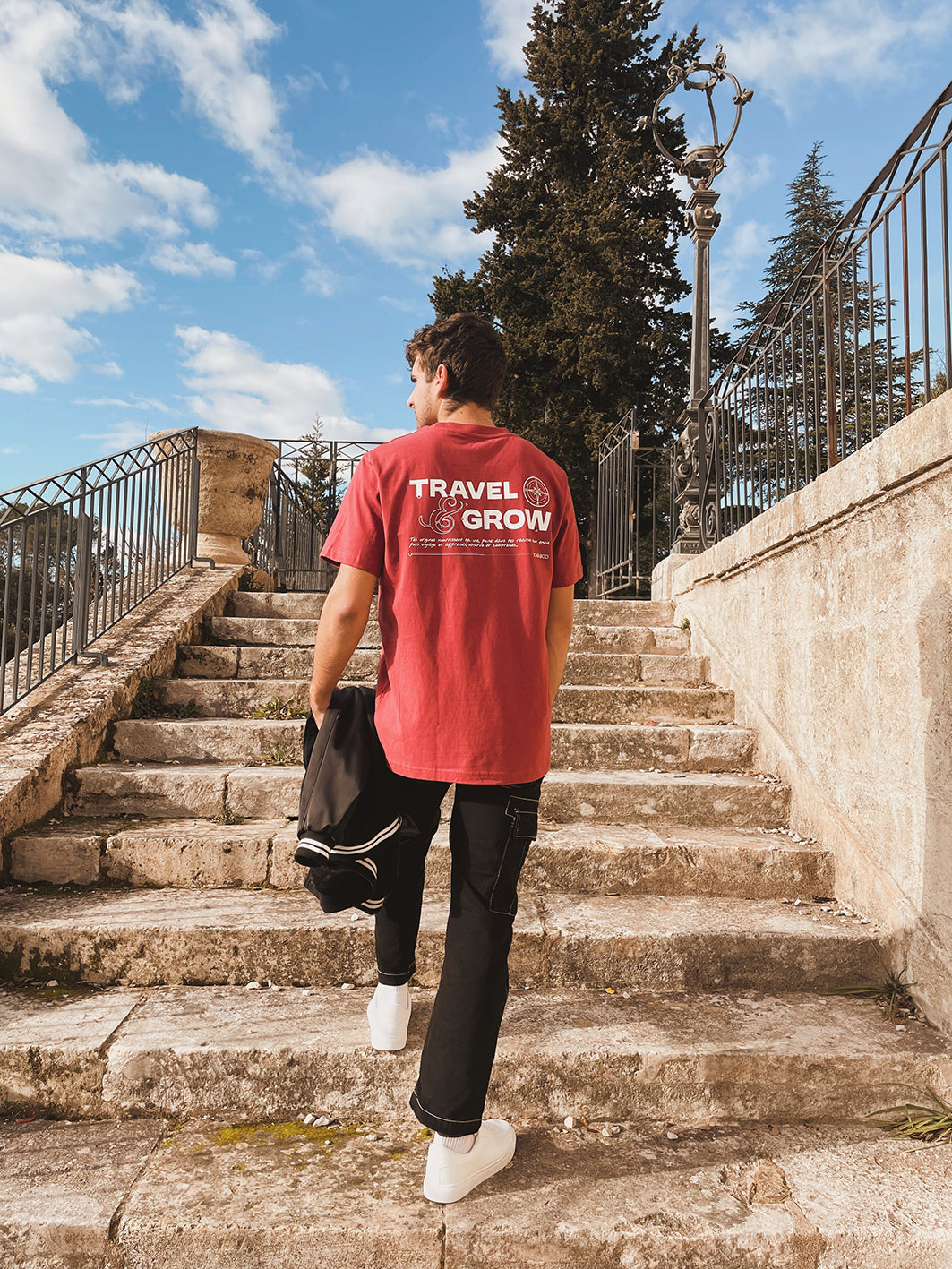 Tee-Shirt  "Red Earth"