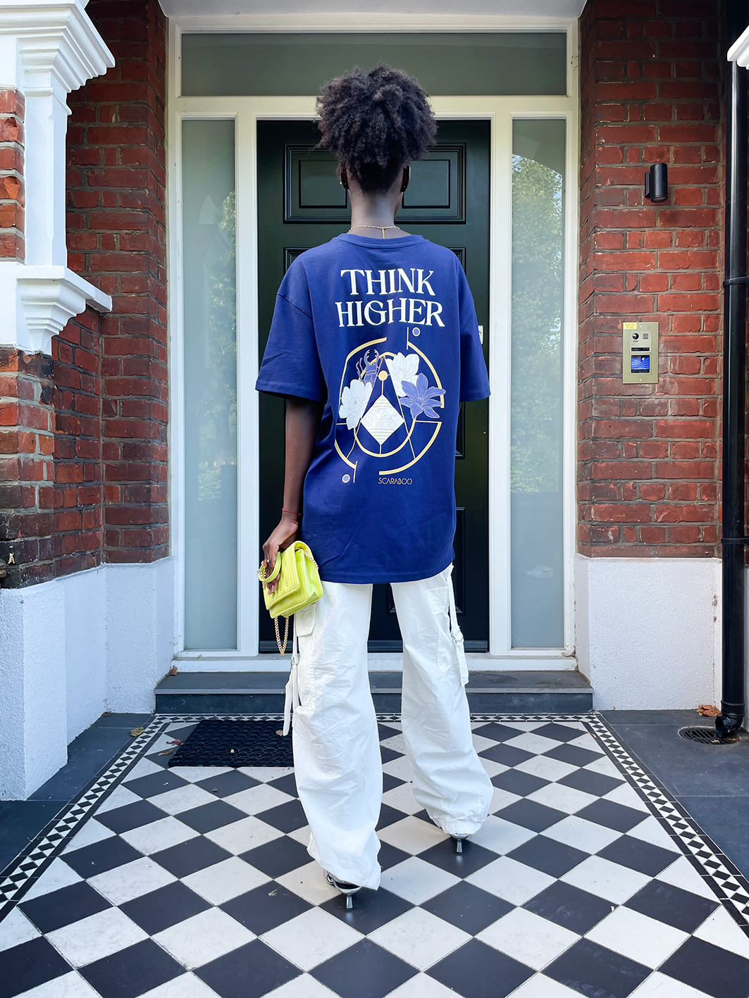 Tee-Shirt  "Think Higher"